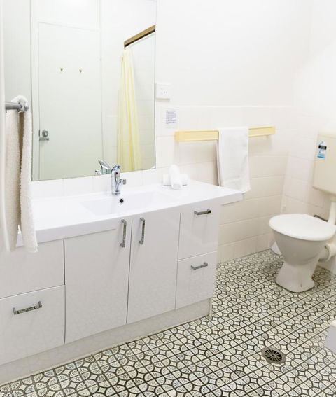 Amaroo On Mandalay, Magnetic Island - Accommodation Newcastle 4