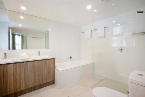 Emerald Noosa - Accommodation Newcastle 28