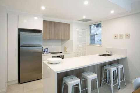 Emerald Noosa - Accommodation Newcastle 26