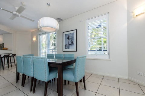 Emerald Noosa - Accommodation Newcastle 17