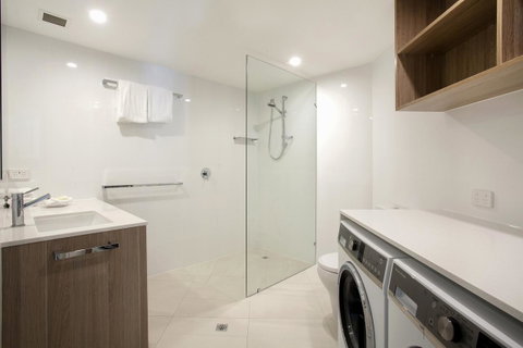 Emerald Noosa - Accommodation Newcastle 22