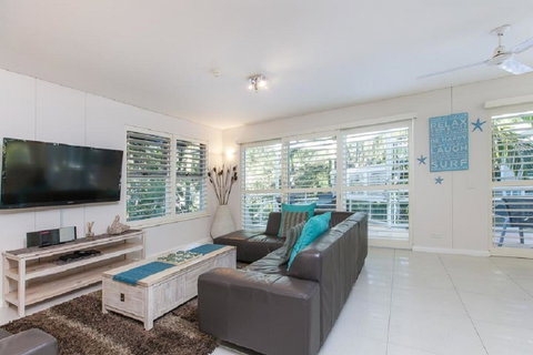 Emerald Noosa - Accommodation Newcastle 15