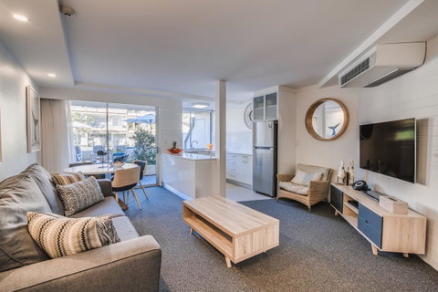 Hotel Laguna - Accommodation Newcastle 1