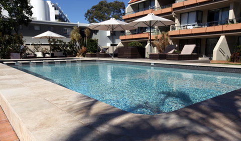 Hotel Laguna - Accommodation Newcastle 11