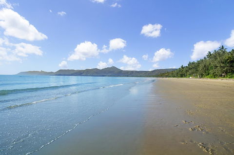 By The Sea Port Douglas - Accommodation Newcastle 27