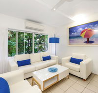 By The Sea Port Douglas - Accommodation Newcastle