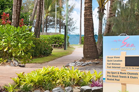 By The Sea Port Douglas - Accommodation Newcastle 26