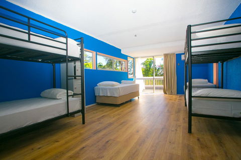 Rainbow Bay Backpackers - Accommodation Newcastle 17