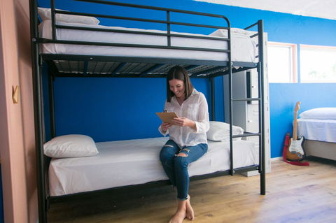 Rainbow Bay Backpackers - Accommodation Newcastle 16