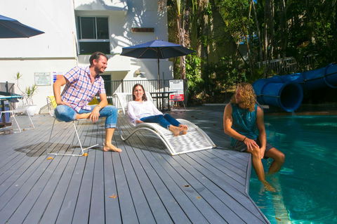Rainbow Bay Backpackers - Accommodation Newcastle 3