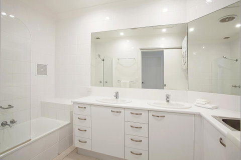 Noosa Shores Resort - Accommodation Newcastle 1