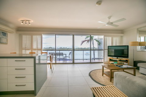 Noosa Shores Resort - Accommodation Newcastle 4