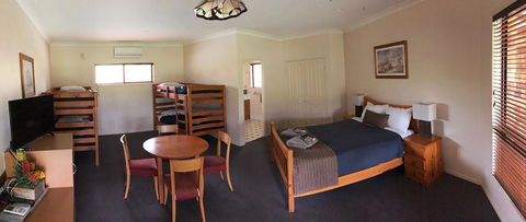 The Bearded Dragon Boutique Hotel - Accommodation Newcastle 8