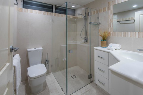 Beach Lodges - Accommodation Newcastle 41