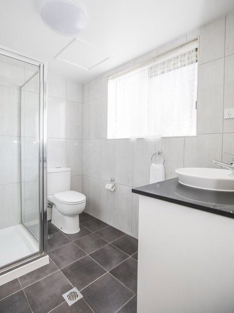 Emerald Maraboon Motor Inn - Accommodation Newcastle 29