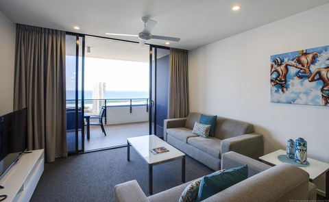 Synergy Broadbeach - Official - Accommodation Newcastle 2