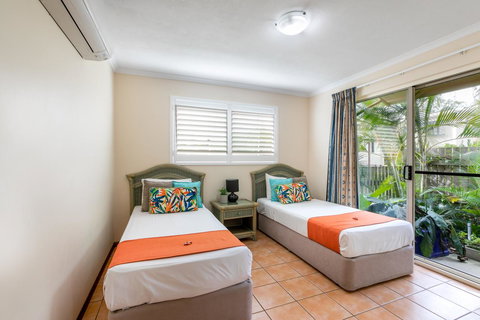 Sunlit Waters Studio Apartments - Accommodation Newcastle 37