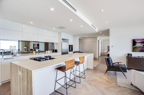 Iconic Kirra Beach Resort - Accommodation Newcastle 24