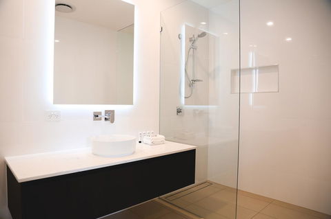 Iconic Kirra Beach Resort - Accommodation Newcastle 10