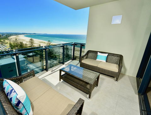 Iconic Kirra Beach Resort - Accommodation Newcastle 5