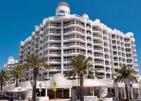 Broadbeach Holiday Apartments - Accommodation Newcastle 42