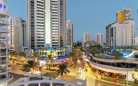 Broadbeach Holiday Apartments - Accommodation Newcastle 36