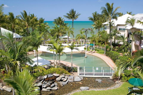 Coral Sands Beachfront Resort - Accommodation Newcastle 0