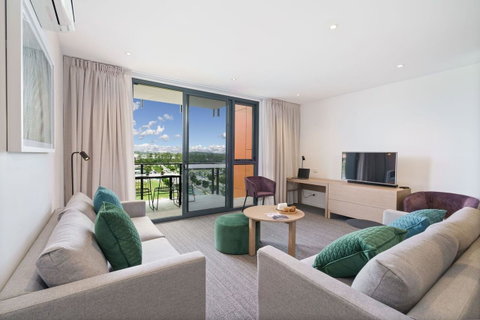 Quest Springfield Central - Accommodation Newcastle 12