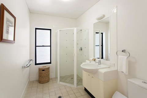 The Point Coolum - Accommodation Newcastle 1