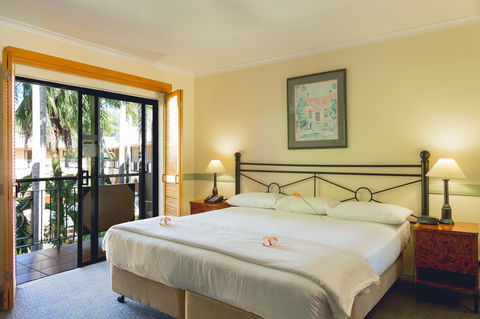 Palm Royale Cairns - Accommodation Newcastle 28