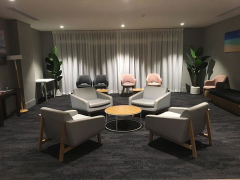 Woodroffe Hotel - Accommodation Newcastle 4
