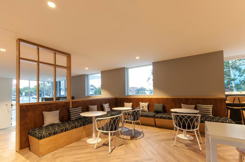 Woodroffe Hotel - Accommodation Newcastle 25
