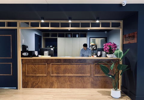 Woodroffe Hotel - Accommodation Newcastle 2