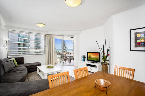 Kirra Beach Apartments - Accommodation Newcastle 31
