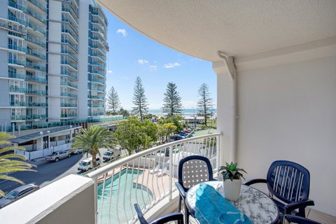 Kirra Beach Apartments - Accommodation Newcastle 16