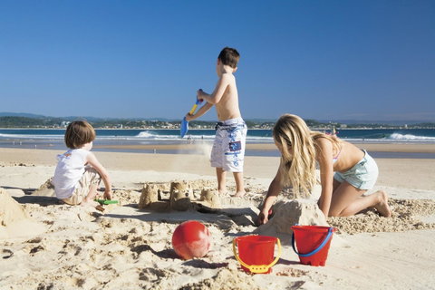 Kirra Beach Apartments - Accommodation Newcastle 10