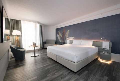 Novotel Surfers Paradise - Accommodation Newcastle 9