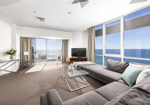 Novotel Surfers Paradise - Accommodation Newcastle 3