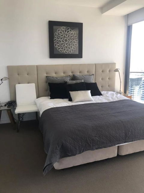 Luxury 3 Bedroom In Heart Of Broadbeach - Accommodation Newcastle 19