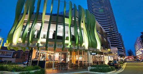 Luxury 3 Bedroom In Heart Of Broadbeach - Accommodation Newcastle 10