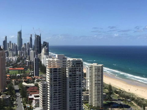 Luxury 3 Bedroom In Heart Of Broadbeach - Accommodation Newcastle 1