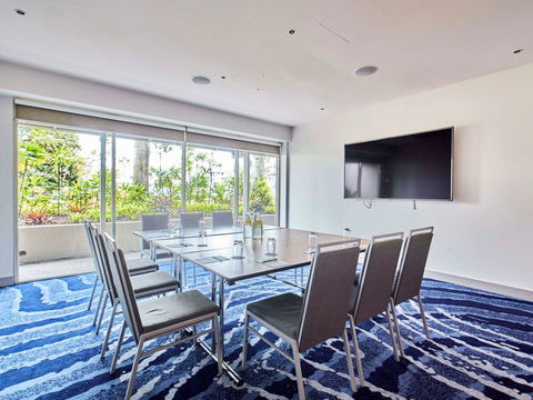 Novotel Cairns Oasis Resort - Accommodation Newcastle 44