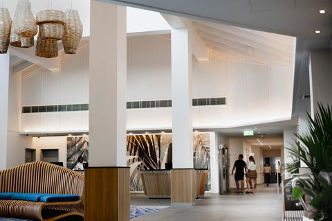 Novotel Cairns Oasis Resort - Accommodation Newcastle 11
