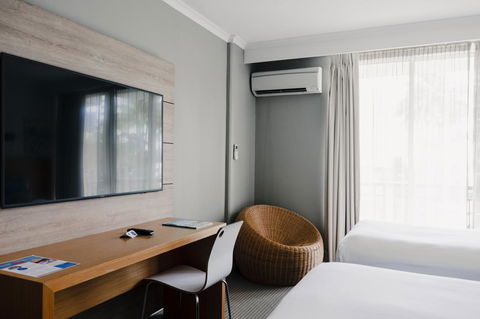 Novotel Cairns Oasis Resort - Accommodation Newcastle 26