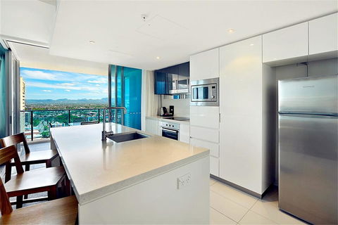 H Luxury Residence Apartments - Holiday Paradise - Accommodation Newcastle 14