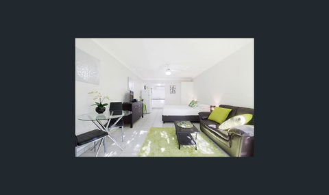 Bay Of Palms - Accommodation Newcastle 28