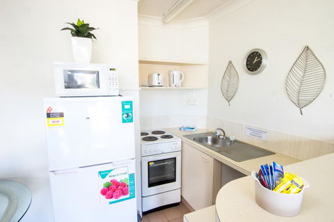 Bay Of Palms - Accommodation Newcastle 35
