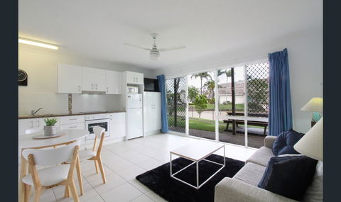 Bay Of Palms - Accommodation Newcastle 22