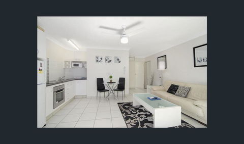 Bay Of Palms - Accommodation Newcastle 27