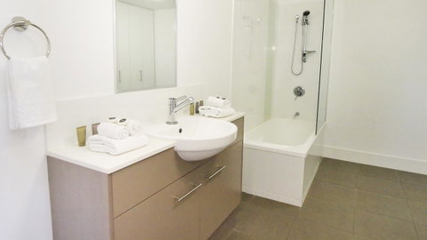 Oaks Townsville Gateway Suites - Accommodation Newcastle 6